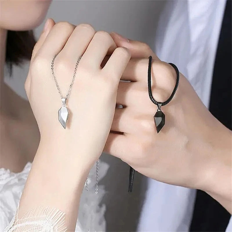 Heart Magnetic Couples/BFF Necklace VER 2.0 - Cotairy™