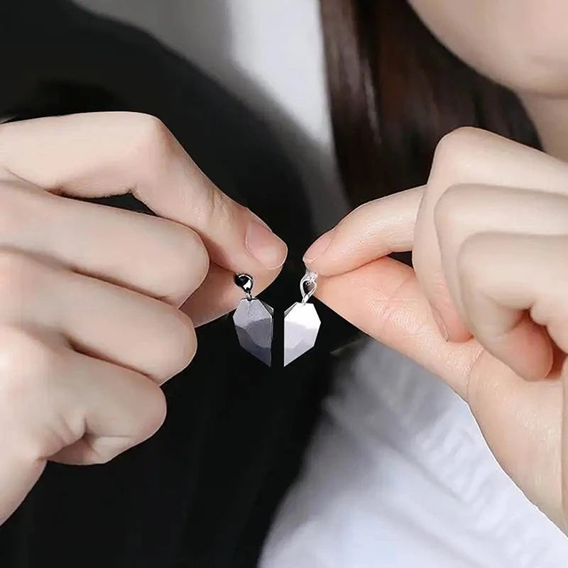 Heart Magnetic Couples/BFF Necklace VER 2.0 - Cotairy™
