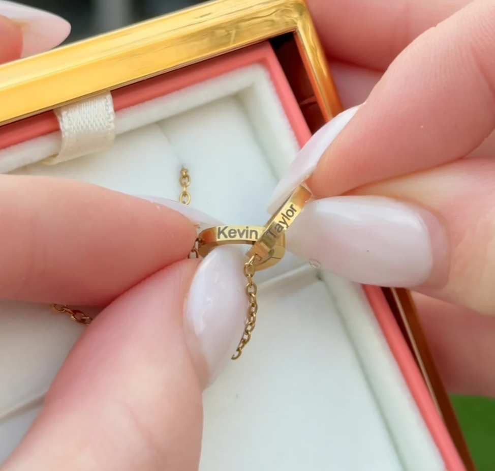 Eternal Rose Box & Personalized Engraved Necklace — Cotairy™