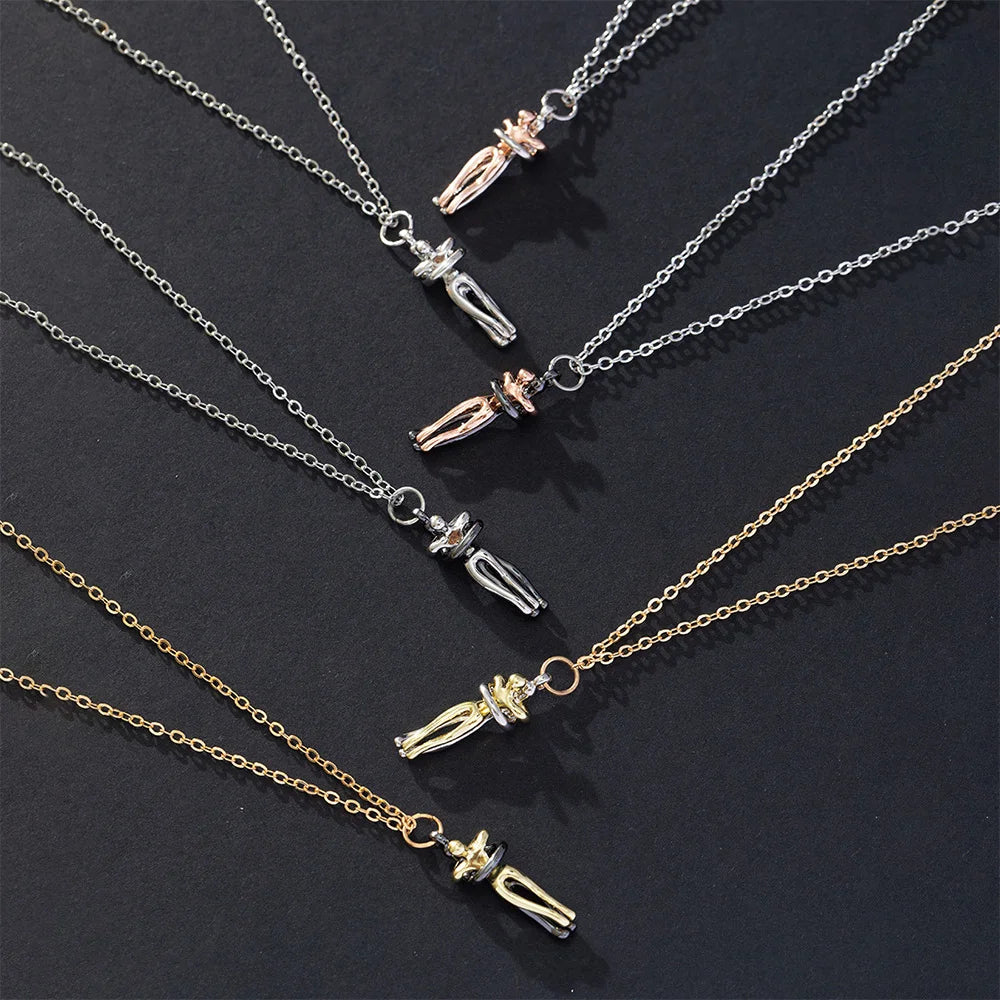Couple/Best Friends Hugging Pendant Necklace — Cotairy™