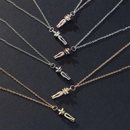 Couple/Best Friends Hugging Pendant Necklace — Cotairy™